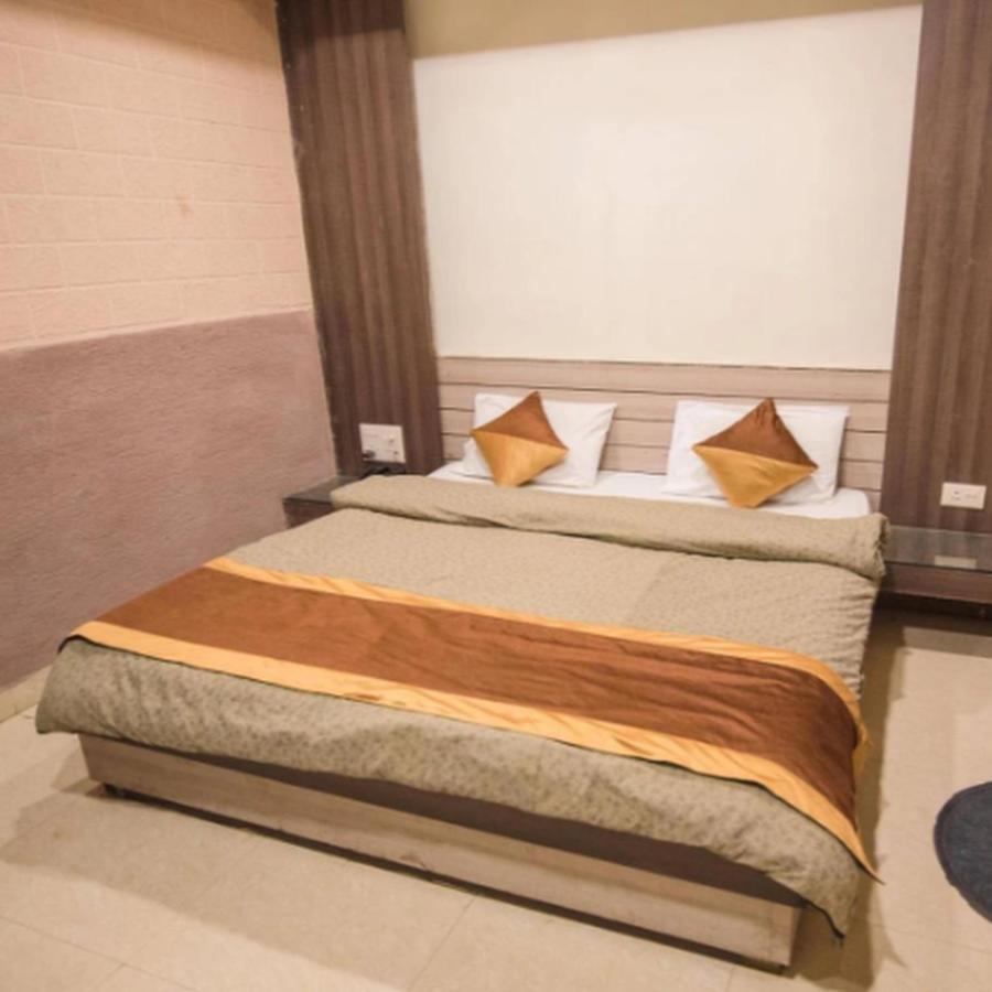Brij Palace Hotel 보팔 외부 사진